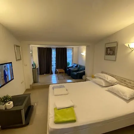 Ivo's Guest Guest house